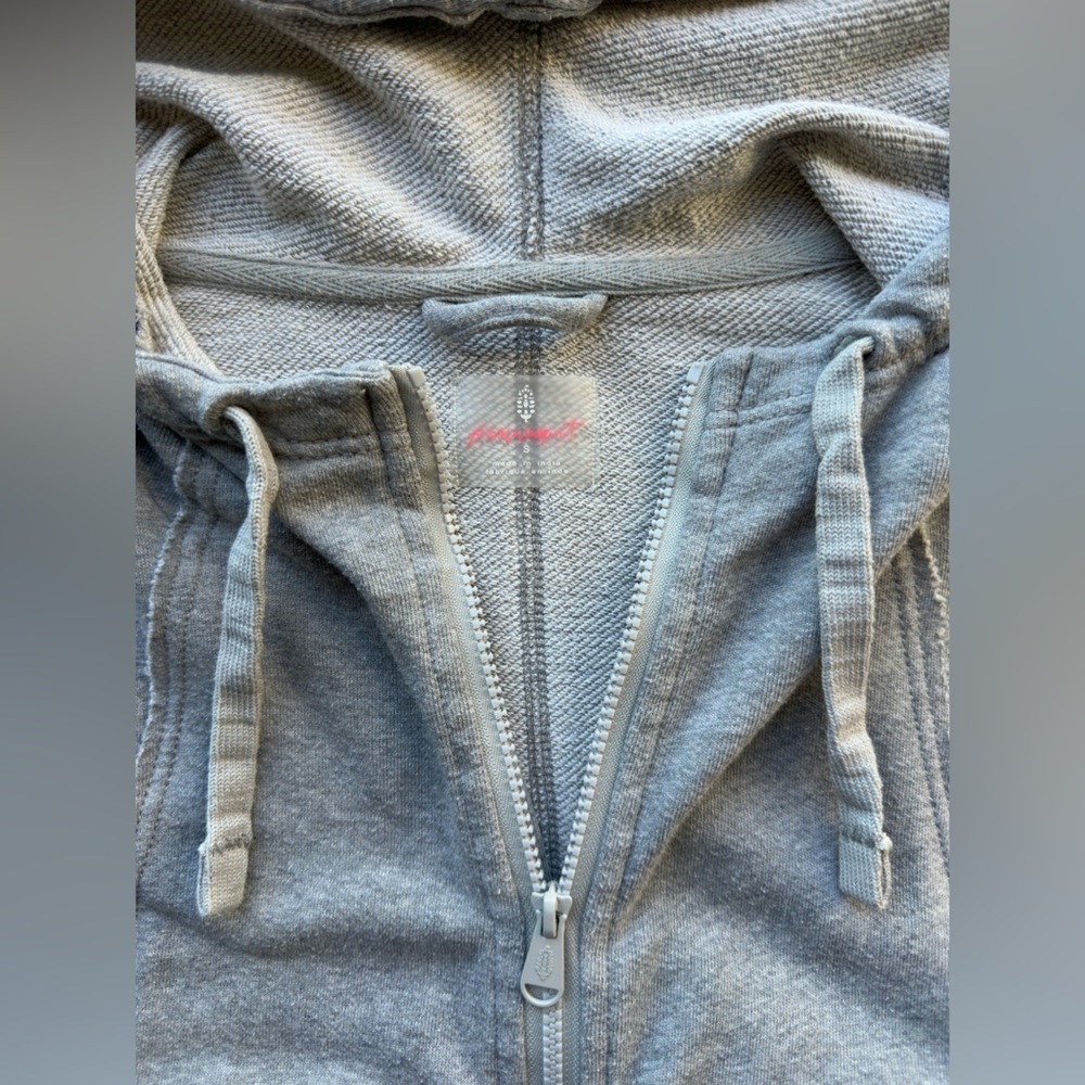 Free People Movement Only One Full Zip Hoodie Gray Large Pockets Women’s Size S - Picture 9 of 12